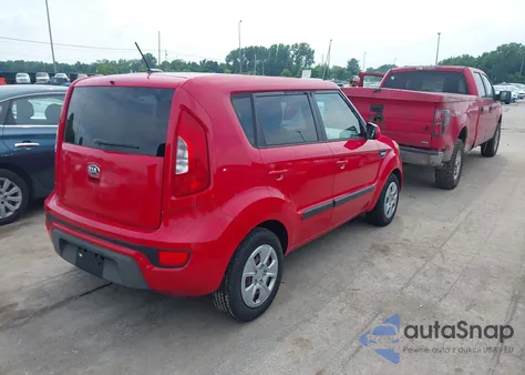 2013 Kia Soul z USA, uszkodzony, nr VIN KNDJT2A50D7492205